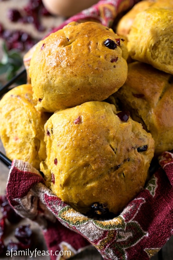 Cranberry Squash Dinner Rolls - A Family Feast